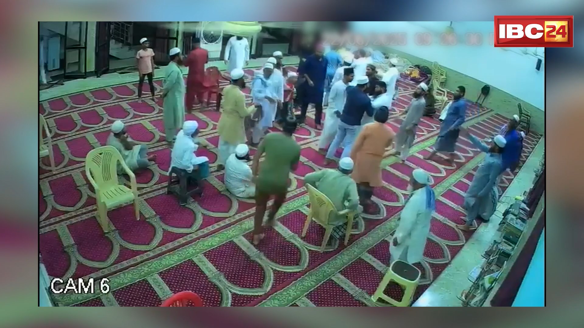 Korba News: कटघोरा के जामा मस्जिद के सामाजिक बैठक में हुआ विवाद। दोनों पक्षों के बीच तनाव का महौल। CCTV में कैद हुई घटना…