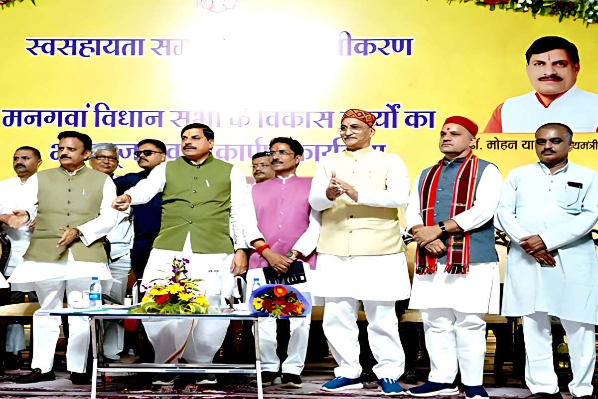 Ladli Behna Yojana Amount: लाडली बहना योजना के तहत महिलाओं के खाते में आएंगे 3000 रुपए महीना, खुद सीएम मोहन यादव ने किया ऐलान
