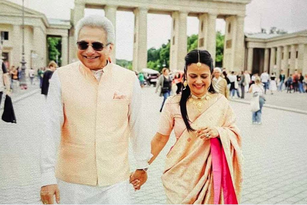 Mahua Moitra and Pinaki Misra: टीएमसी सांसद महुआ मोइत्रा ने रचाई शादी!.. उम्र में 15 साल बड़े हैं इनके पति, देखें वायरल तस्वीर