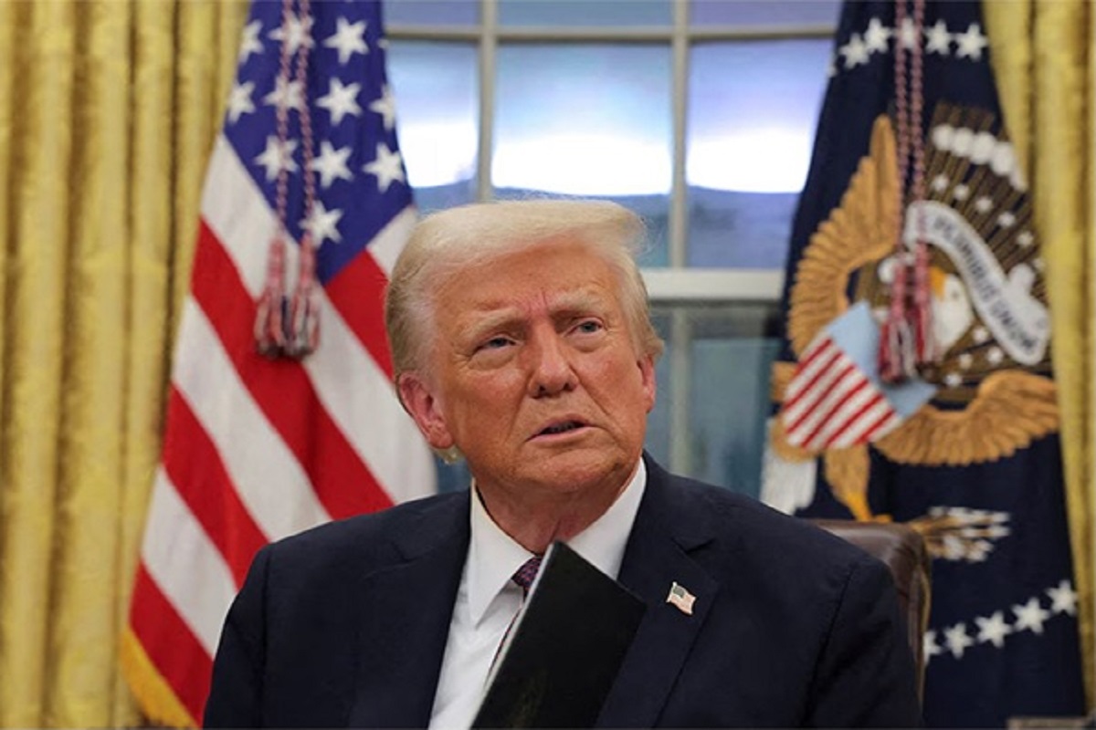 Trump’s New Statements: ट्रंप के नए बयान से ताश के पत्तों की तरह गिरे इन कंपनियों के शेयर…