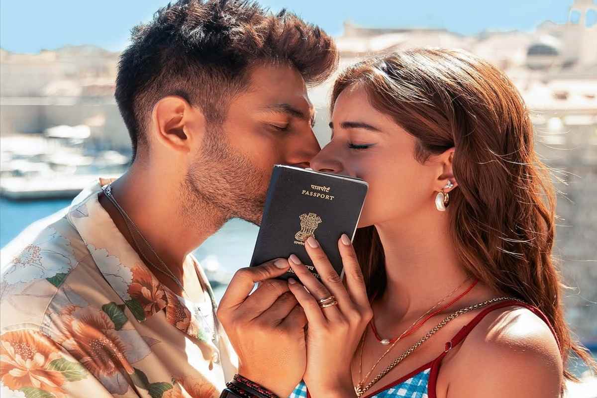 Tu Meri Main Tera Main Tera Tu Meri: एक बार फिर बड़े पर्दे पर रोमांस का तड़का लगाएगी कार्तिक आर्यन और अनन्या पांडे की जोड़ी, फिल्म का फस्ट लुक आया सामने