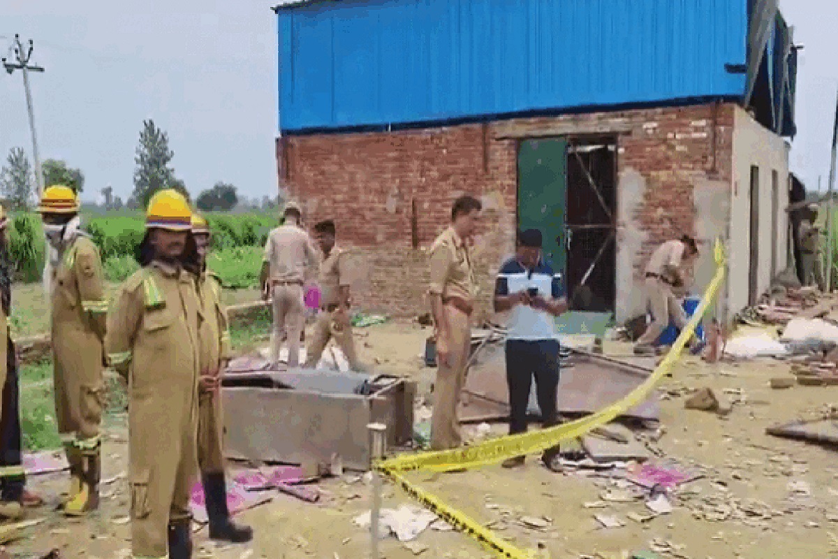 Firecracker Factory Blast In UP: पटाखा फैक्ट्री में हुआ धमाका, 4 महिला मजदूरों की मौत, कई गंभीर रूप से घायल