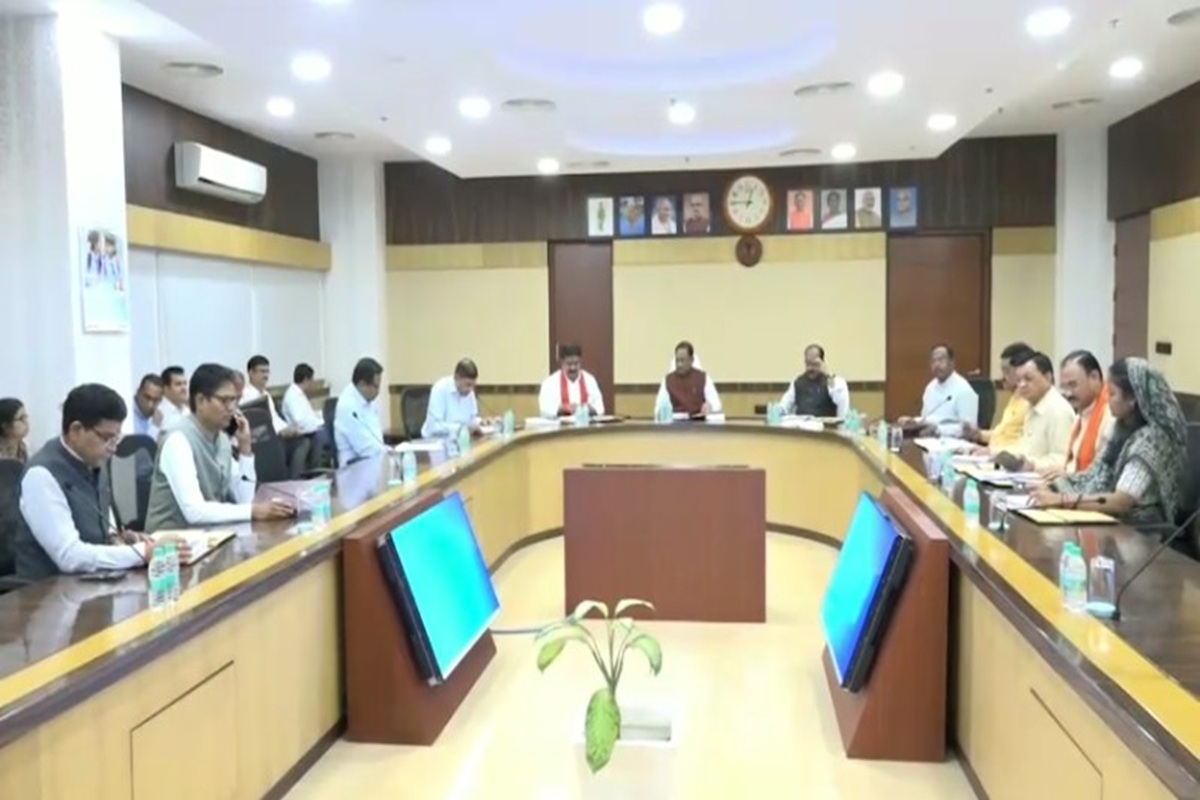 Sai Cabinet Ke Faisle: साय कैबिनेट की मीटिंग खत्म, कई अहम फैसलों पर लगी मुहर …देखें सभी निर्णय