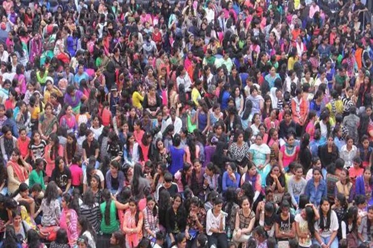 Census 2027: सरकार ने जारी किया जनगणना कराने का शेड्यूल, पूरी प्रक्रिया पर 13,000 करोड़ रुपये से अधिक खर्च की संभावना…देखें डिटेल