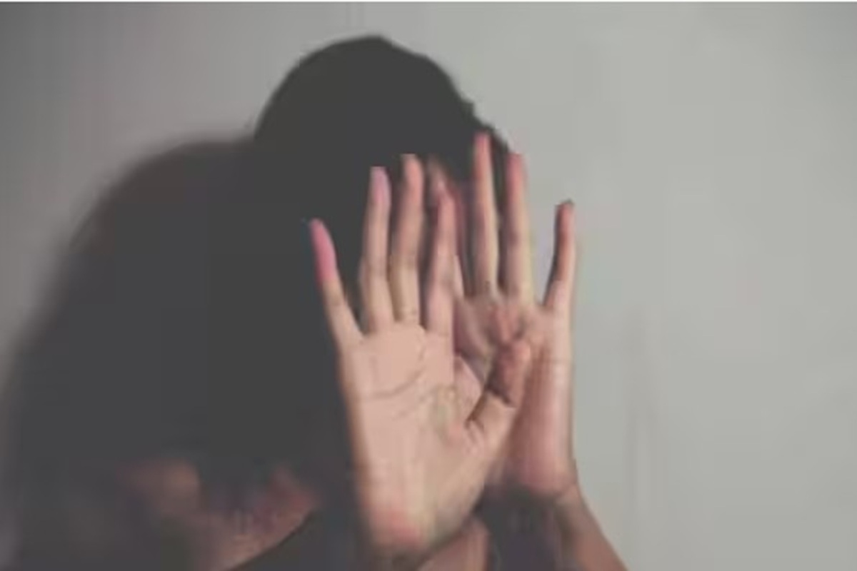 Sihor Rape Case: ‘जुबैर अकेले में बुलाता था घर..दोनो भाई मिलकर करते थे मेरा रेप’, मंदिर जाने पर लगाई रोक फिर….