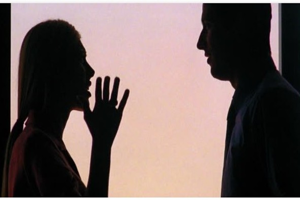 Husband Wife News: पाई-पाई जोड़कर पति ने पढ़ाया, नौकरी लगते ही किसी गैर के प्यार में पड़ गई पत्नी! थाने पहुंचा पीड़ित