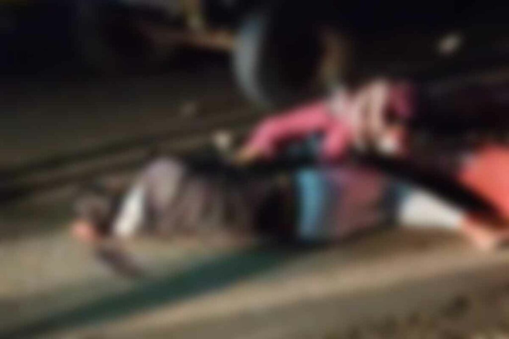 Khargone Road Accident/ Image Credit: IBC24