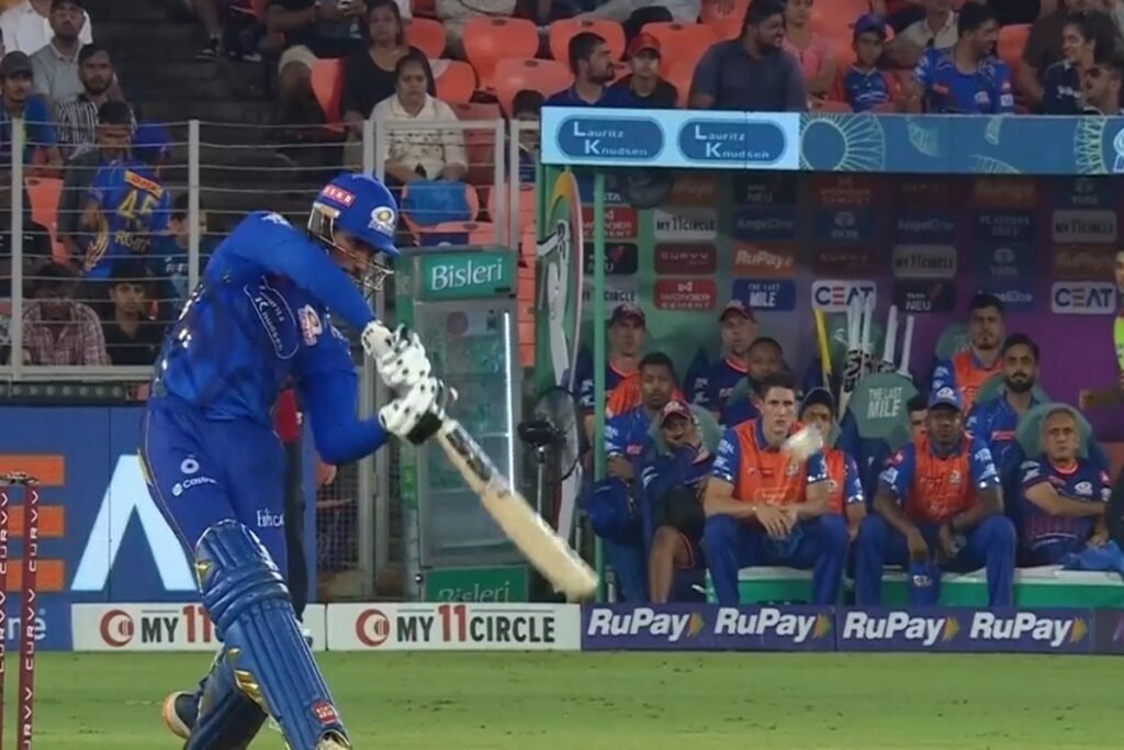 Mumbai Indians scored 203 runs for six wickets, image source: ipl X