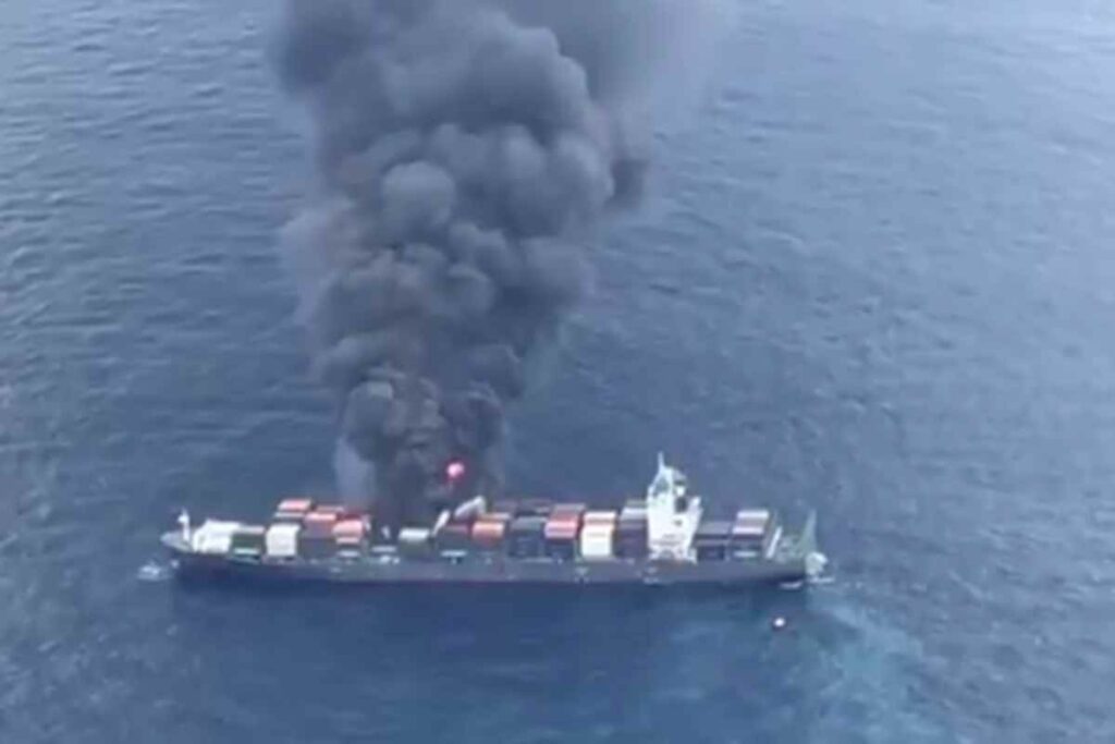 Explosion On Singapore Ship/ Image Credit: X Hadnle