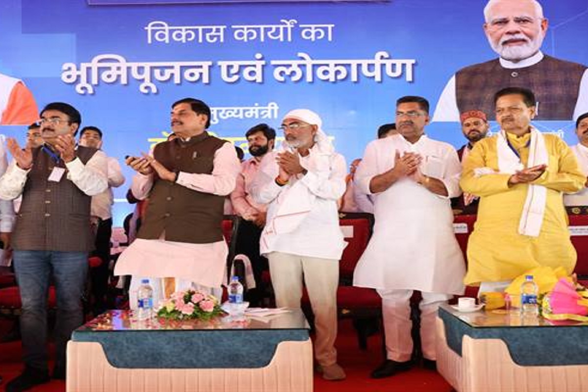 Ladli Behna Yojana Amount Increased: रक्षाबंधन पर लाड़ली बहनों के खाते में इतने रुपए भेजगी सरकार, सीएम मोहन यादव ने बरेली को नगर पालिका बनाने का किया ऐलान