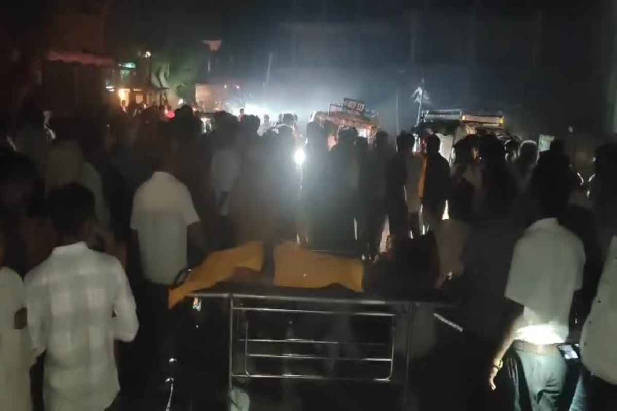 Singrauli Crime News: मामूली सी बात पर हत्या..! बस चालक ने बाइक सवार को कुचला, मौके पर ही मौत, दो की हालत गंभीर