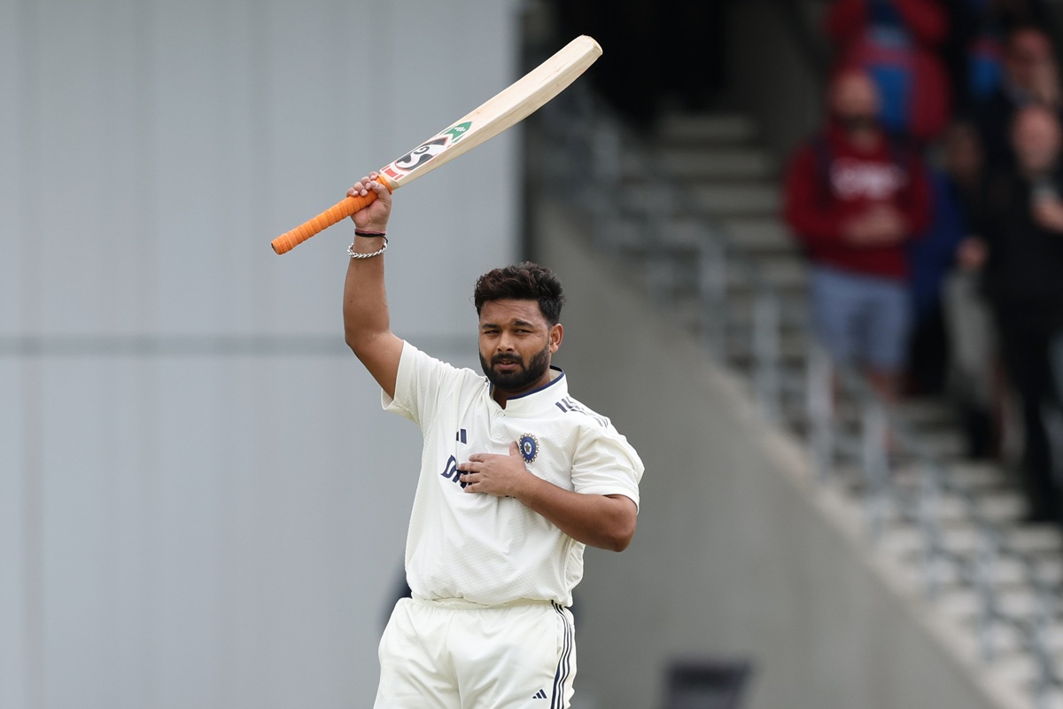 India vs England: दो पारियों में शतक लगाने वाले ऋषभ पंत को इनाम की जगह मिली सजा, इस कारण ICC ने सुनाया कड़ा फैसला