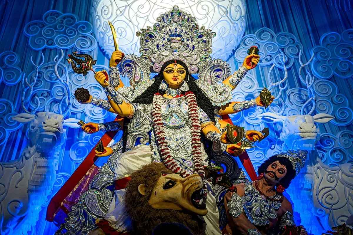 Masik Durgashtami 2025 Rashifal: आज मासिक दुर्गाष्टमी पर चमकेगा इन राशियों का भाग्य.. इस शुभ मुहूर्त में पूजा करने से मिलेगा माता का आशीर्वाद, धन-धान्य में होगी वृद्धि
