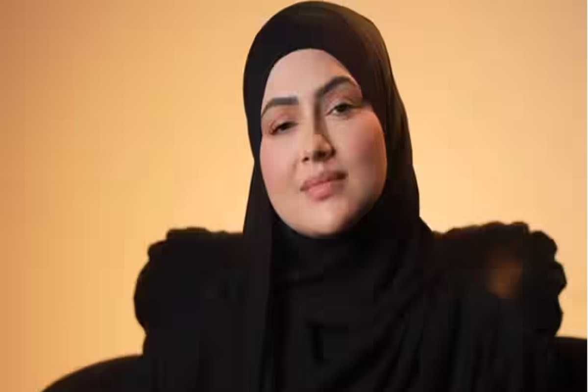 Sana Khan Mother Saeeda Dies: बिग बॉस की इस हसीना को लगा बड़ा झटका, मां के निधन से बुरी तरह टूटी, शेयर किया इमोशनल नोट  