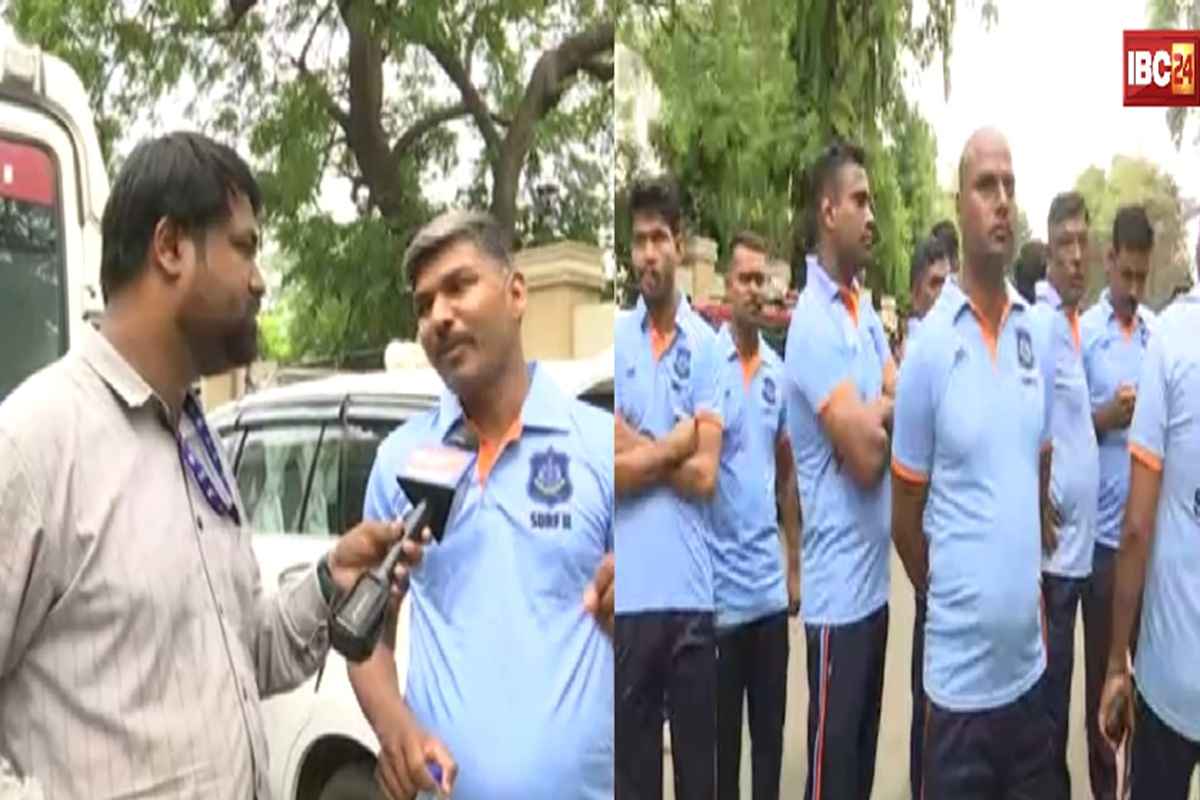 Ahmadabad Plane Crash Update: अहमदाबाद प्लेन हादसे के बाद मदद के लिए पहुंचे SDRF के जवान, घायलों को पहुंचाया अस्पताल, कहा- ‘ये घटना रूह कंपा देने वाली है’