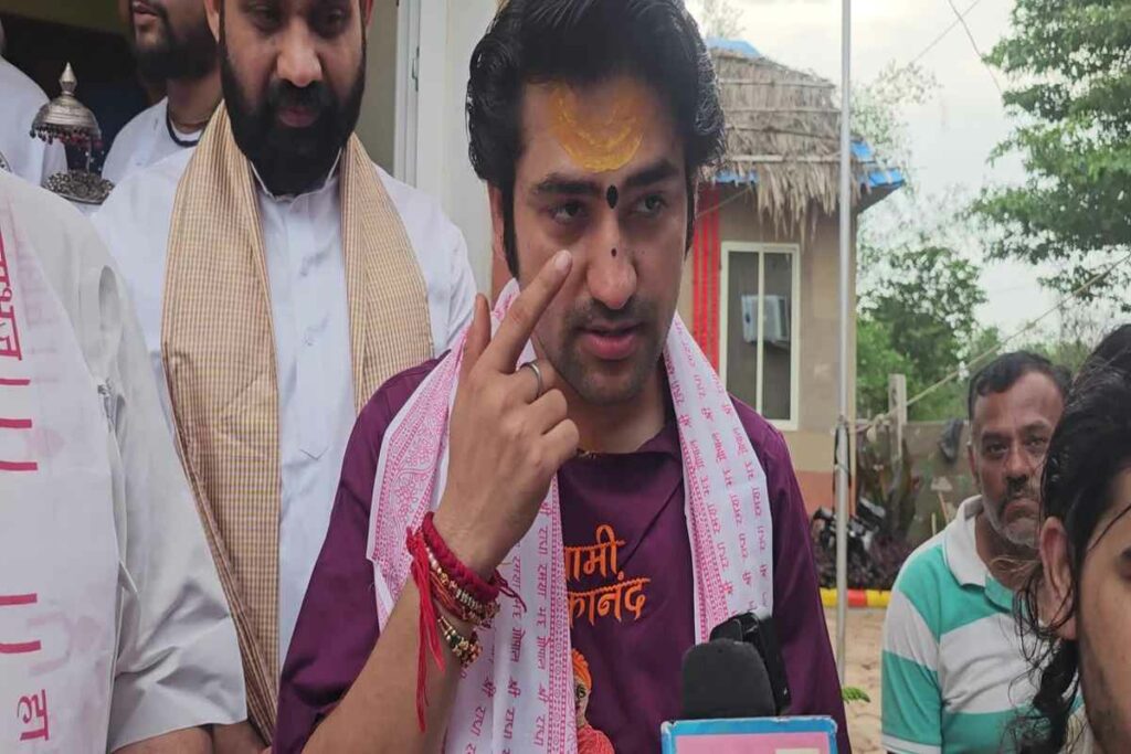 Dhirendra Krishna Shastri| Image Credit: IBC24