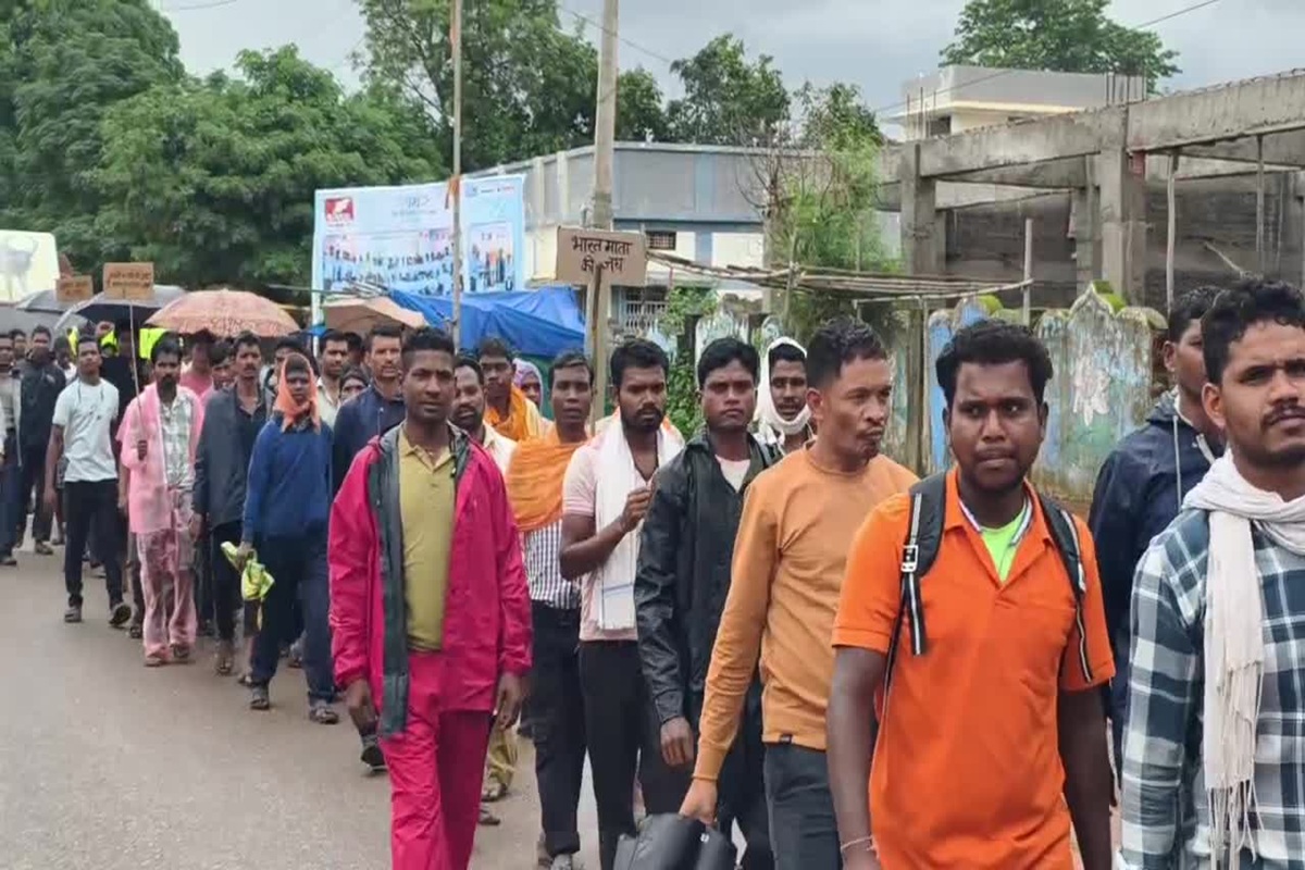 CG News: पूरी होगी छत्तीसगढ़ के इन कर्मचारियों की मांग? पूर्णकालिक नियुक्ति और मानदेय बढ़ाने को लेकर निकाली रैली