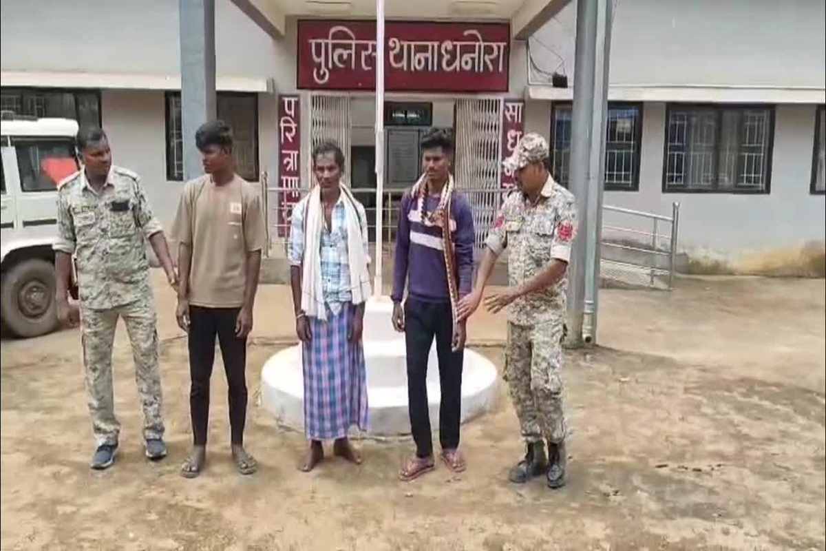 Keshkal News:  शर्मनाक! चचेरे भाइयों ने किया बहन से गैंगरेप, जमीन विवाद की लड़ाई इज्जत पर आई