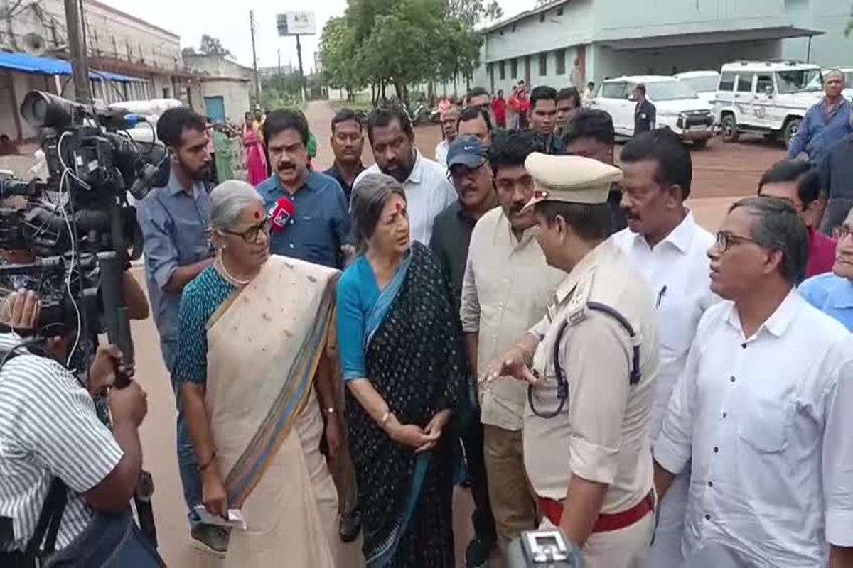 Durg News: मानव तस्करी मामले में गिरफ्तार ननों की जमानत याचिका खारिज, जेल में बंद ननों से मिली CPI नेता ​बृंदा करात