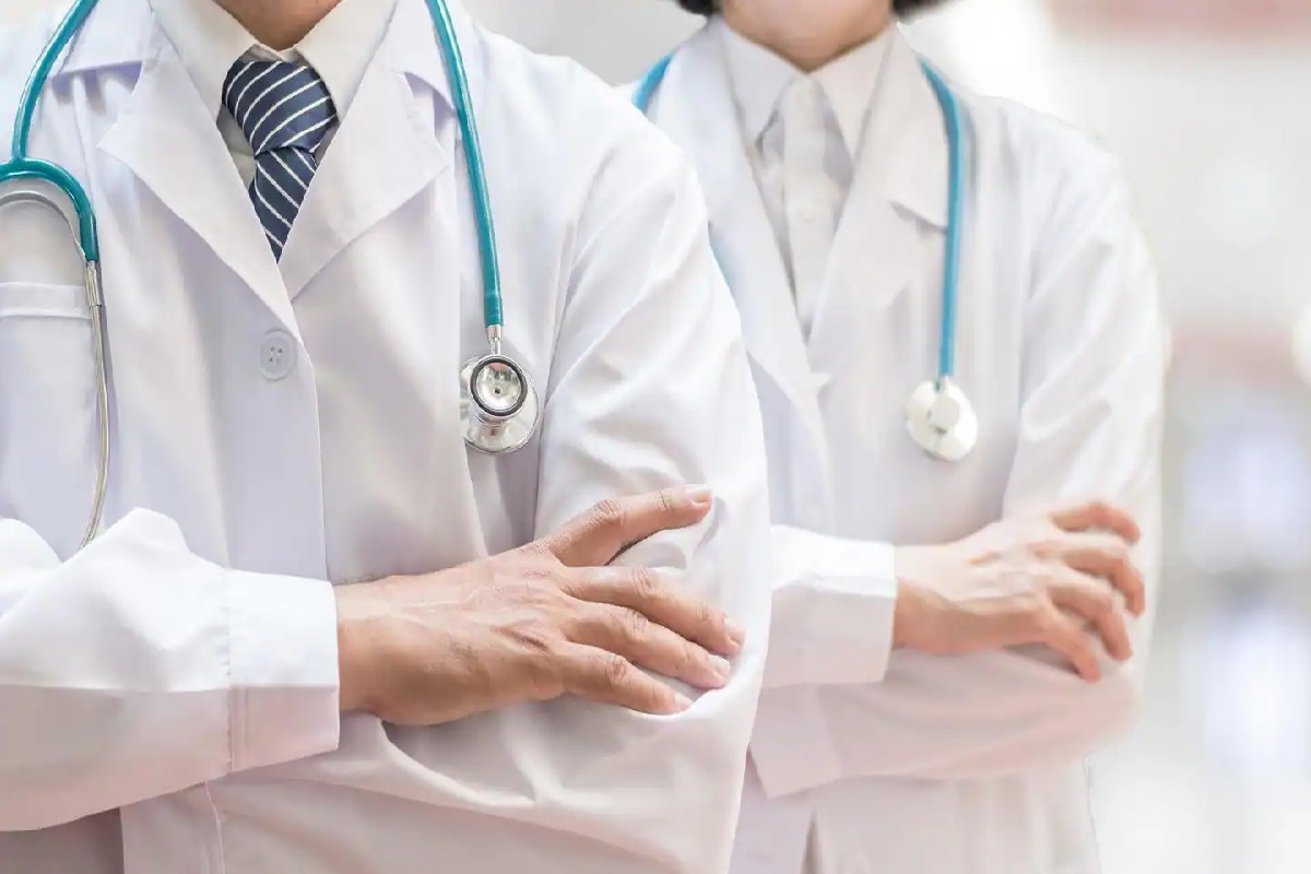 MP News: घोटालेबाज स्वास्थ्य अधिकारियों पर बड़ा एक्शन, एक साथ गई 7 लोगों की नौकरी, सरकार को ऐसे लगा रहे थे चुना