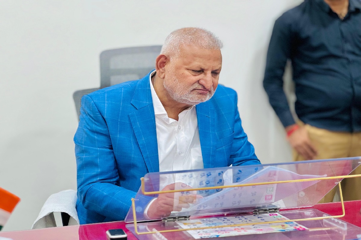 Manikrao Kokate Controversial Statement: ‘सरकार खुद भिखारी है…’ कृषि मंत्री के बयान से मचा हड़कंप, विपक्ष ने साधा निशाना