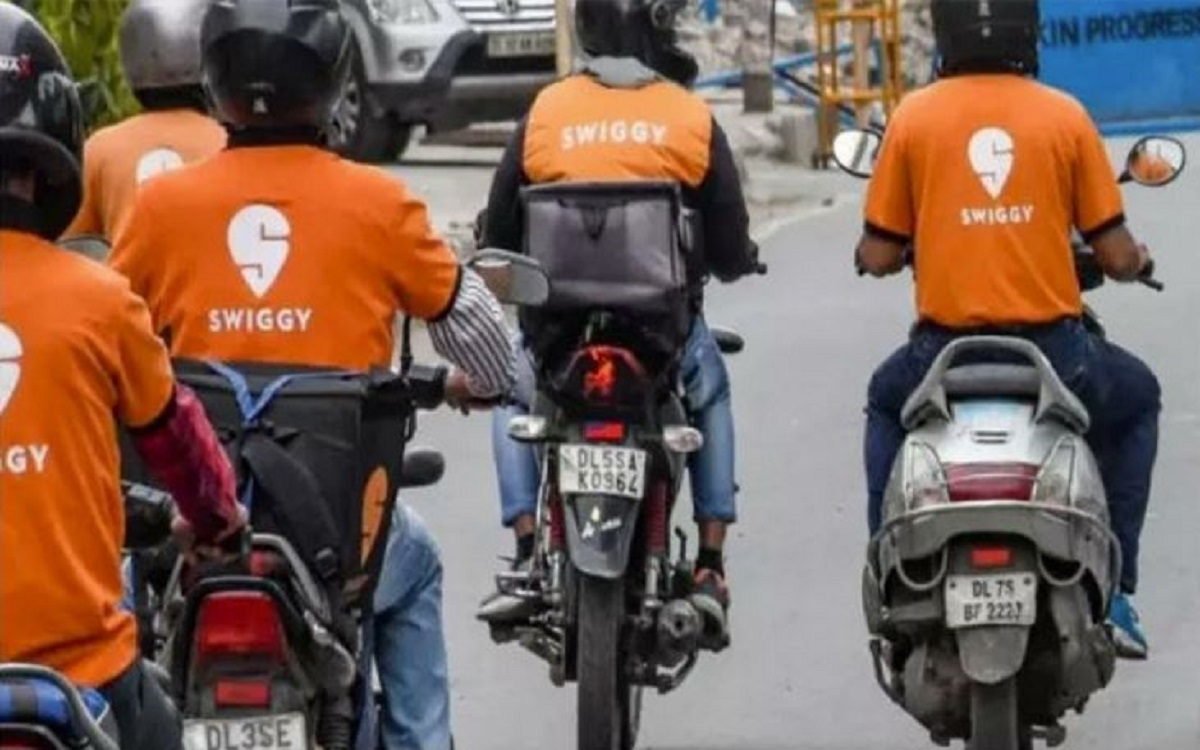 Swiggy Share Price: स्विगी का शेयर फिसला, फिर भी एक्सपर्ट बोले- अब होगी तगड़ी कमाई! Swiggy Share Price: स्विगी का शेयर फिसला, फिर भी एक्सपर्ट बोले- अब होगी तगड़ी कमाई!