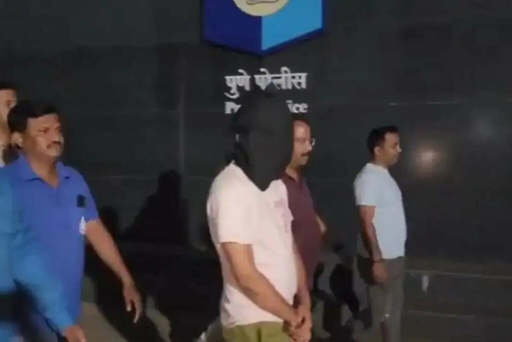 Pune Rave Party News: महाराष्ट्र के नेता 'एकनाथ' का दामाद महिलाओं के साथ रेव पार्टी करते पकड़ाया / Image Source : X