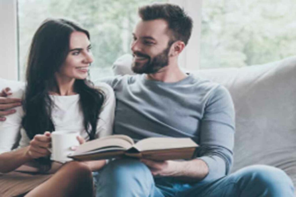 Office Romance/ Image Credit: Freepik