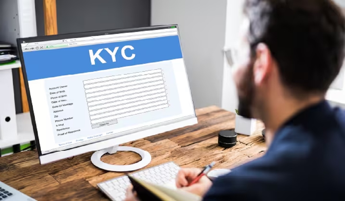 Mutual Fund Verification: नए निवेशकों को KYC कराना हुआ और आसान, अब देश के किसी भी डाक विभाग में हो जाएगा काम, जानें कैसे? Mutual Fund Verification: नए निवेशकों को KYC कराना हुआ और आसान, अब देश के किसी भी डाक विभाग में हो जाएगा काम, जानें कैसे?