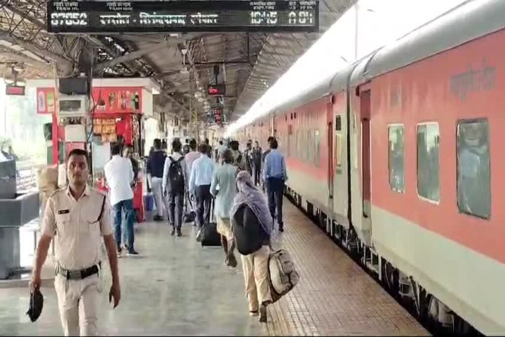 round trip package scheme for rail travel ,image source: ibc24