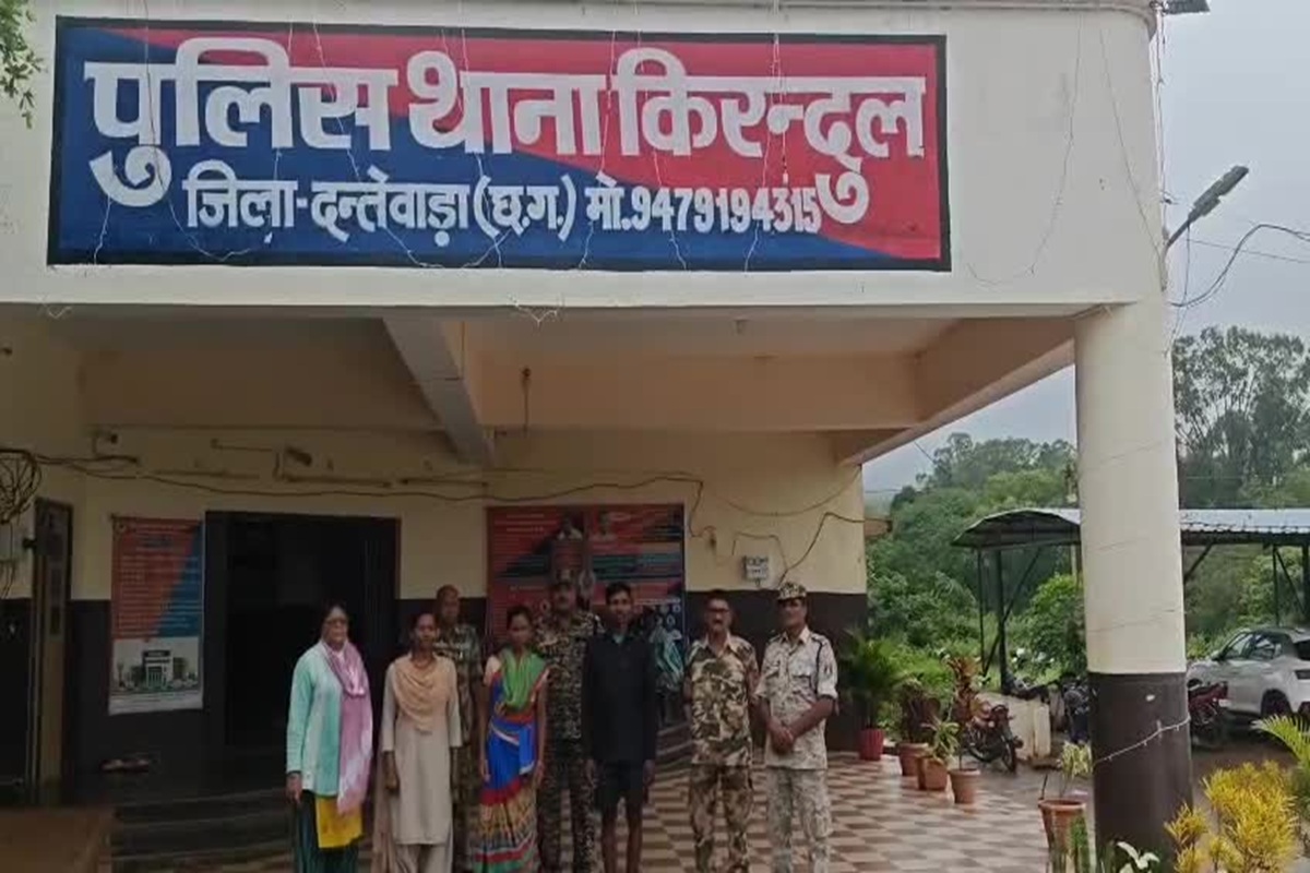 Dantewada News: छत्तीसगढ़ में महिला से रेप और हत्या की कोशिश, फिर प्राइवेट पार्ट में डाल दी ये चीज