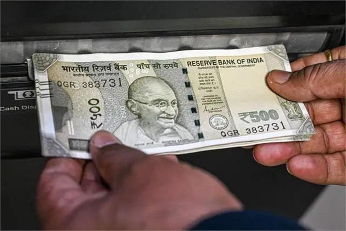 500 Rupees Note Ban: सितंबर से बंद हो जाएंगे 500 रुपए के नोट, ATM से बस निकलेंगे 100 और 200 के नोट? सोशल मीडिया पर वायरल दावे की ये है सच्चाई