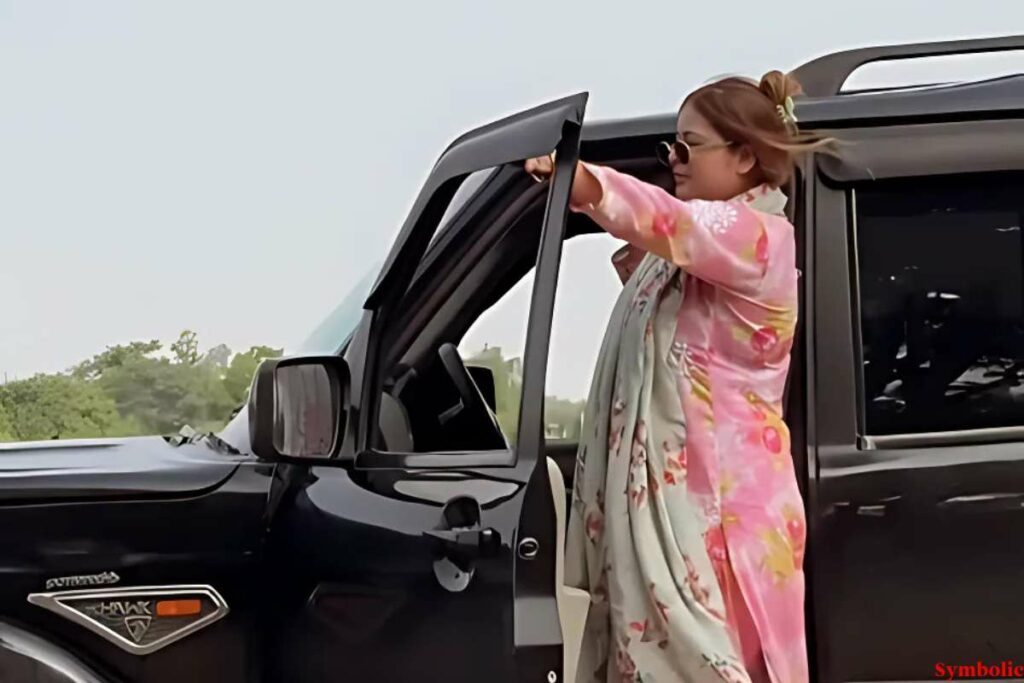 Influencer Asfiya Khan Accident News: दर्दनाक सड़क हादसे में फ्लुएंसर असफिया खान की मौत / Image source: Instagram