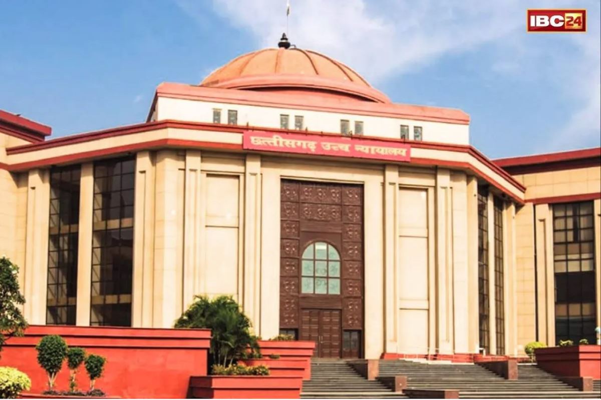 Bilaspur High Court News: सुकमा में 426 बच्चों के भोजन में फिनायल का मामला.. हाईकोर्ट सख्त, मुख्य सचिव से व्यक्तिगत शपथ पत्र में मांगा जवाब