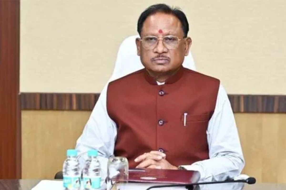 CG News: सीएम साय की पहल पर छत्तीसगढ़ को मिली बड़ी मंजूरी, अब डीएपी और यूरिया के 50-50 हजार टन अतिरिक्त आबंटन, कृषि मंत्री नेताम और सांसदों ने की केंद्रीय मंत्री से मुलाकात