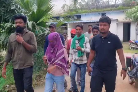 Ambikapur News: बीजेपी MLA के ड्राइवर पर केस दर्ज, युवती से बीच सड़क छेड़छाड़ और मारपीट का आरोप, विधायक ने कार्यालय से हटाया