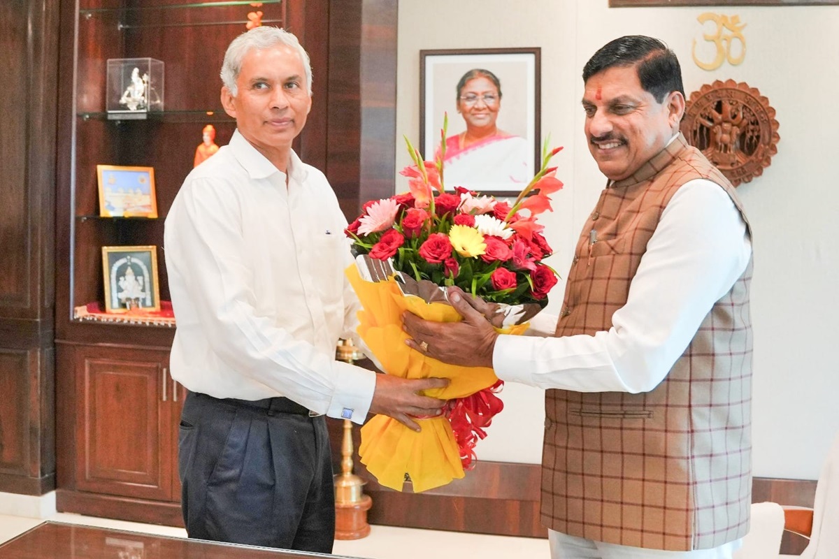 MP News: अगले एक साल तक अनुराग जैन ही रहेंगे मध्यप्रदेश के मुख्य सचिव, केंद्र सरकार ने बढ़ाया कार्यकाल, सीएम यादव ने दी बधाई