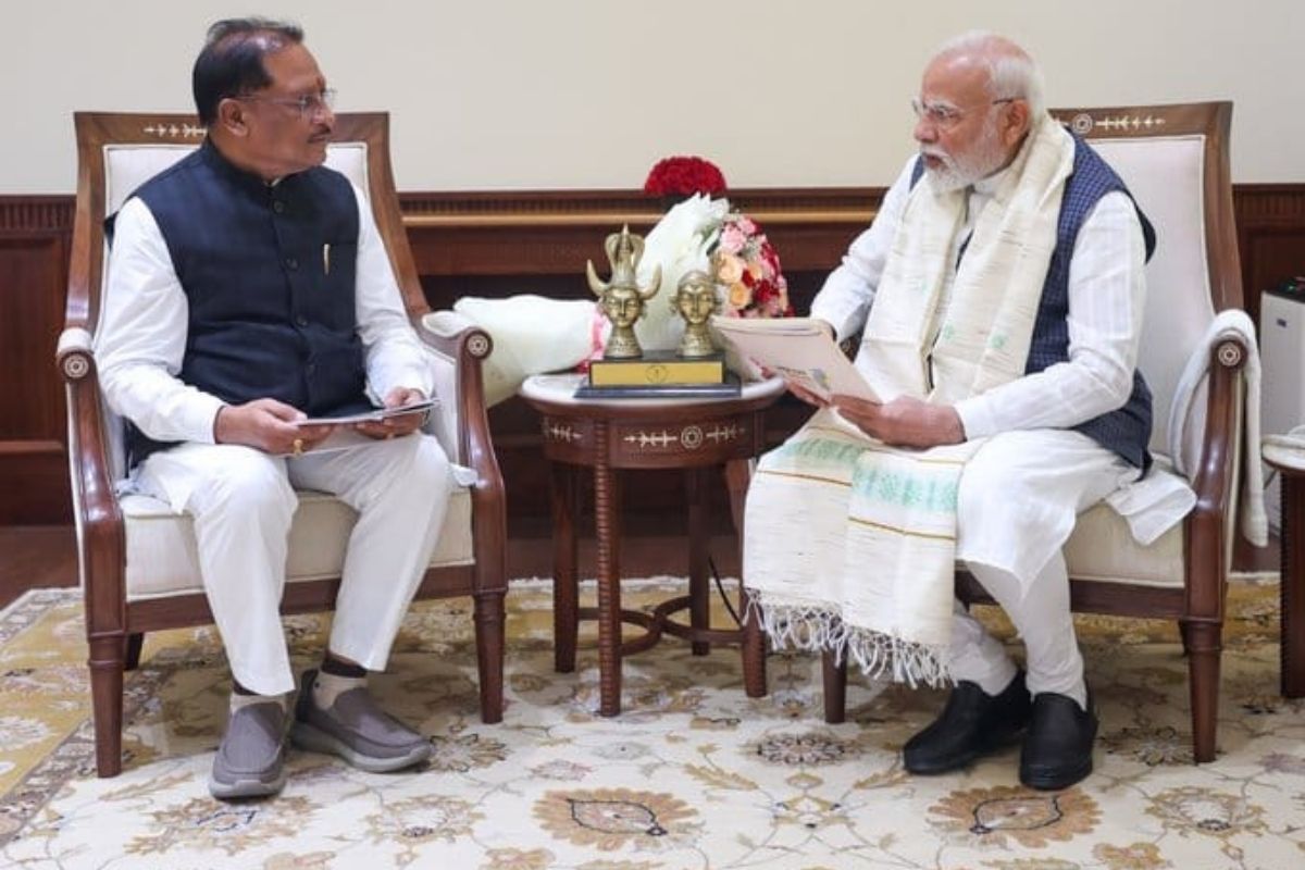 PM Modi meets Vishnu Deo Sai: दिल्ली दौरे पर सीएम विष्णुदेव साय, पीएम मोदी से की मुलाकात, छत्तीसगढ़ के विकास पर हुई अहम चर्चा