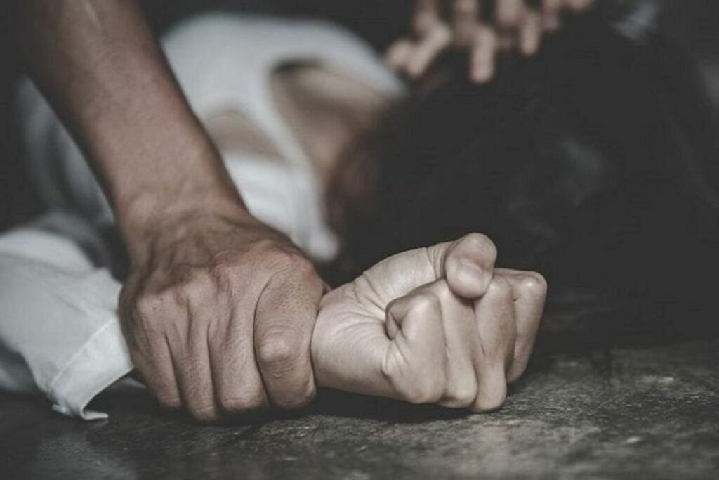 Panna News, Panna Rape Case, Devendranagar Crime, Social Media Blackmail, Objectionable Video Threat, Video Call Exploitation, Panna Girl Assault Case, Satna Accused Arrested, Cyber Blackmail India, Panna Police Action, Devendranagar Police Case, Viral Video Threat, Rape Over Video Call, MP Sexual Assault Case