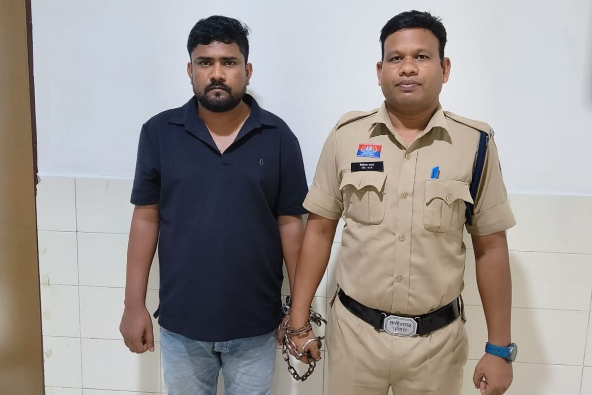 Raipur News: पहले लड़कियों से फ्लैट में बनाता था संबंध, फिर ठगता था लाखों, अपने समाज की अमीर युवतियों को शादी का झांसा देकर फंसाता था दरिंदा