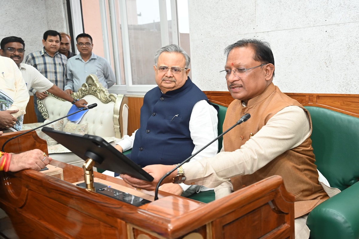 CG News: इस दिन हो सकता है नए विधानसभा भवन का लोकार्पण, सीएम विष्णुदेव साय और स्पीकर डॉ. रमन सिंह ने किया निरीक्षण, अधिकारियों को दिए ये निर्देश