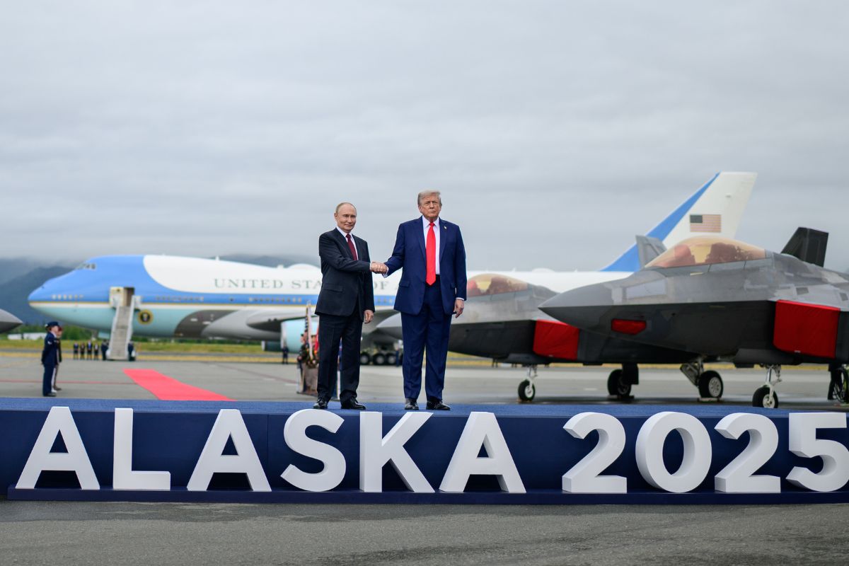 Trump-Putin Meeting: ट्रंप और पुतिन की अलास्का में ऐतिहासिक मुलाकात, शिखर वार्ता में यूक्रेन युद्ध समेत इन मुद्दों पर अहम फैसलों की उम्मीद