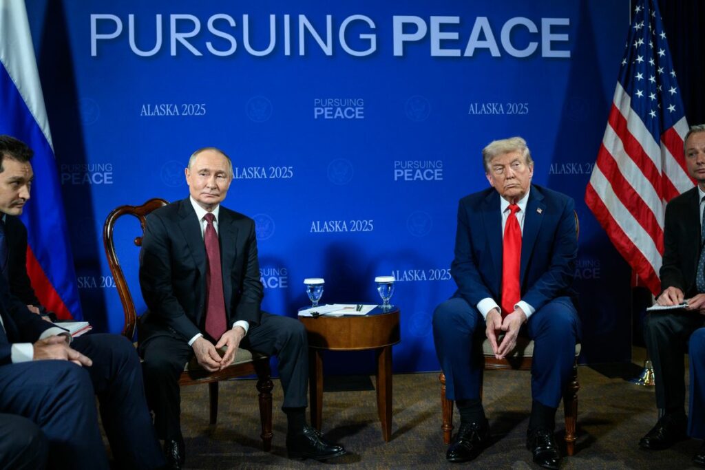 Trump-Putin Meeting, Trump Putin Alaska summit, Trump Putin meeting 2025, Russia Ukraine conflict, Trump Putin peace deal, US Russia diplomacy, Alaska press conference, Ukraine security talks, Putin Trump handshake, Joint Base Elmendorf-Richardson, geopolitical negotiations