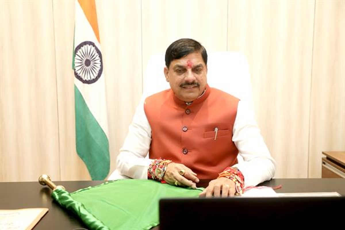 MP News: भारतीय रेलवे गढ़ रही है नए-नए कीर्तिमान, जबलपुर-रायपुर ट्रेन शुरु होने से एमपी के पर्यटन और अर्थव्यवस्था को मिलेगा बल