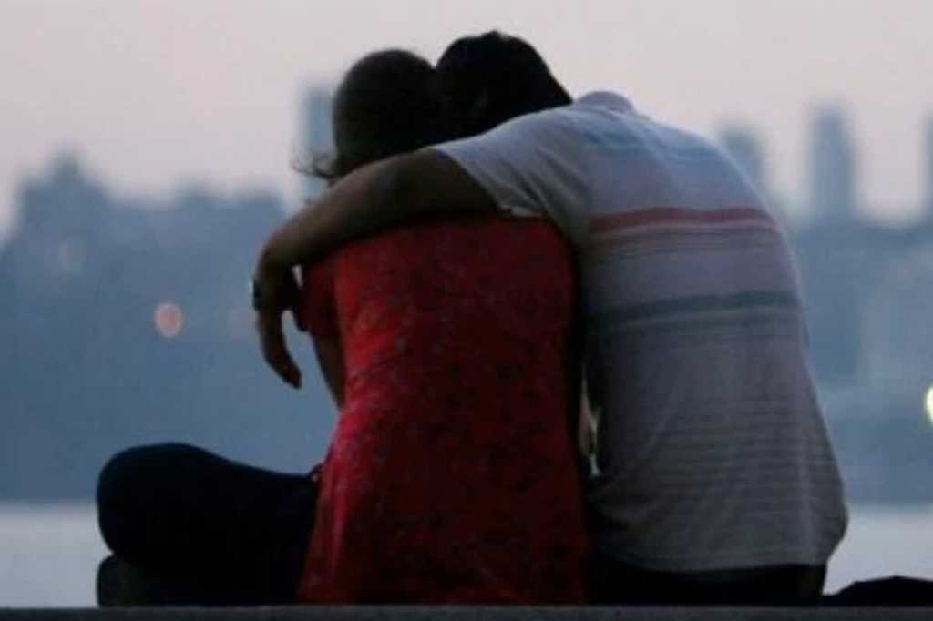 Surat News: झकझोर देगी यह घटना, क्लर्क बीवी के अफेयर ने ले ली टीचर पति समेत दो मासूमों की जान!