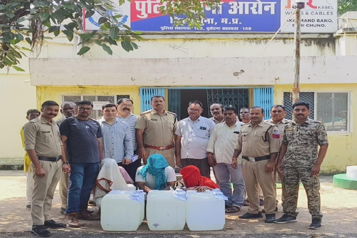 Guna Crime News: अवैध शराब की तस्करी करते 3 आरोपी गिरफ्तार, पुलिस ने जब्त की 180 लीटर शराब