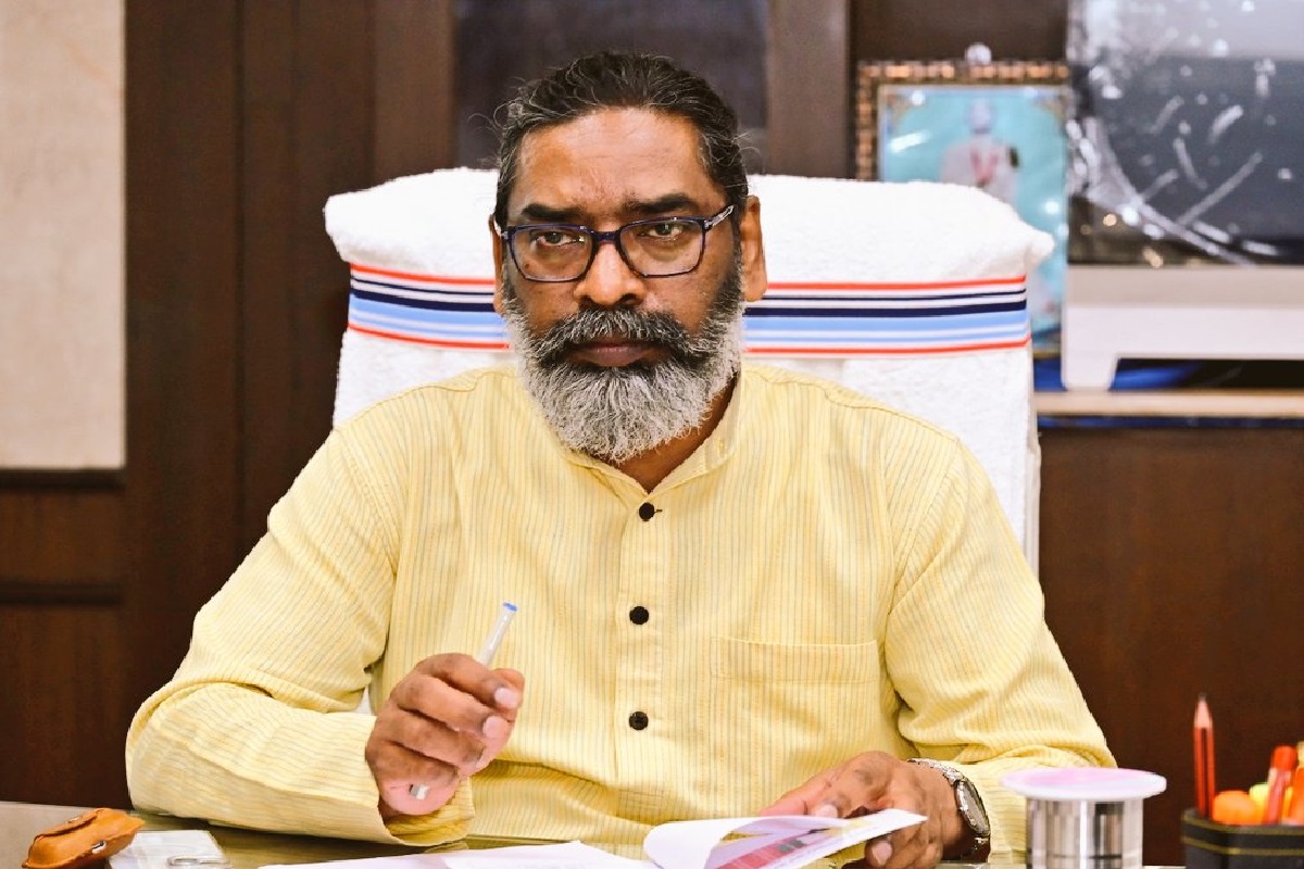 Shibu Soren Death News: पिता के निधन के बाद भावुक हुए सीएम हेमंत सोरेन, कहा – ”आज मैं शून्य हो गया हूँ…”