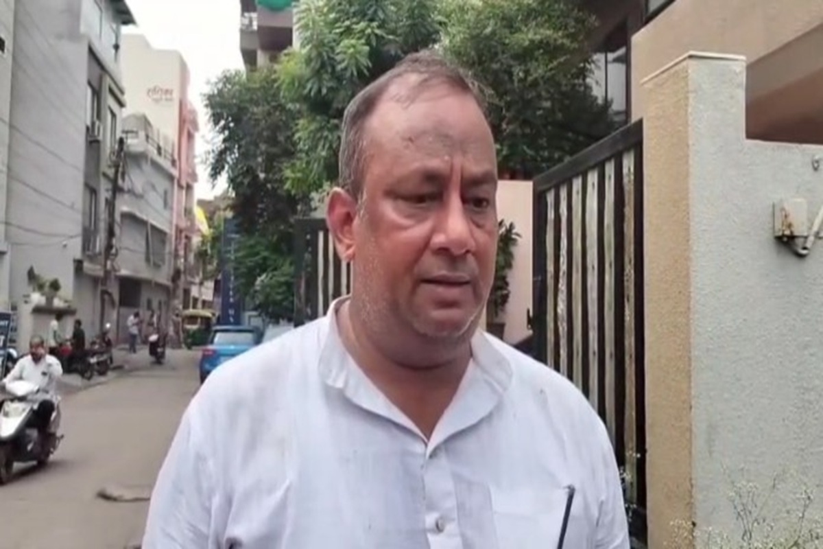 Indore News: परोपकार के लिए जैन परिवार ने दान की आंखें, फ्री फायर गेमिंग के कारण किशोर ने की थी आत्महत्या