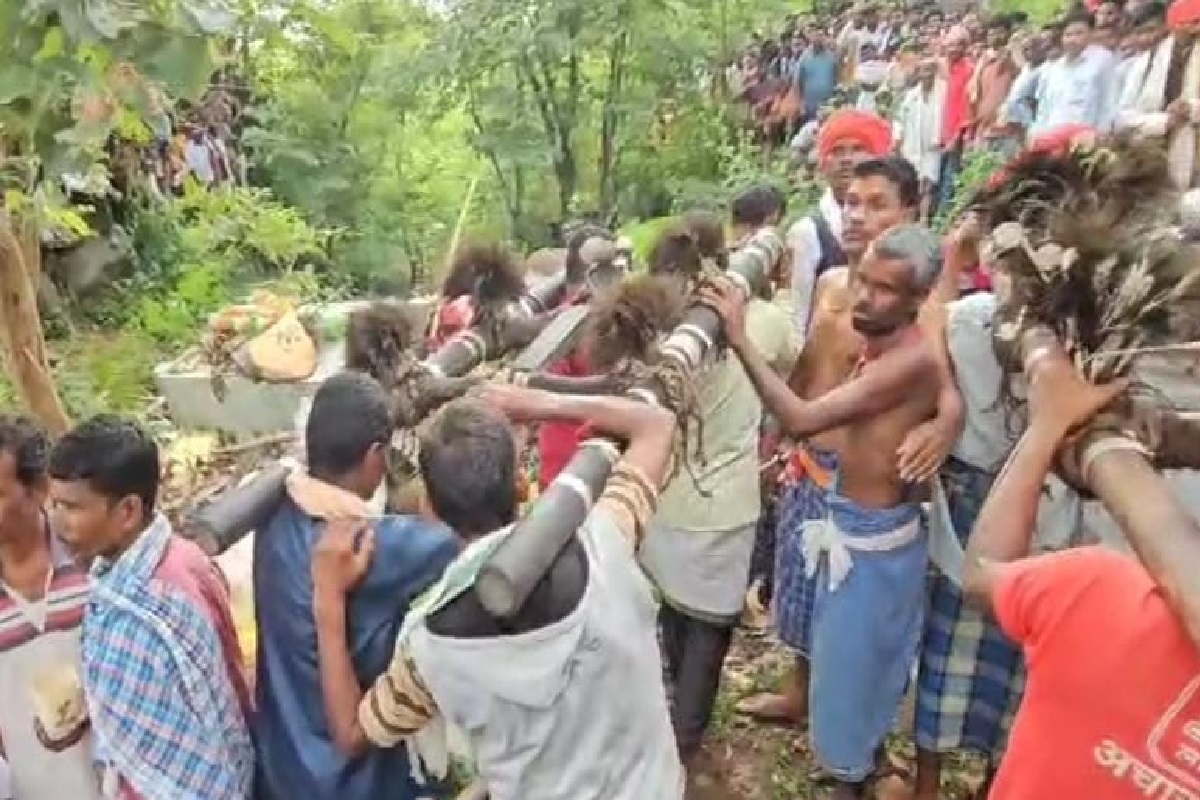 Keshkal News: आज लगेगी देवी-देवताओं की विश्व प्रसिद्ध अदालत, भगवान के कार्यों का होगा लेखा-जोखा, भंगाराम माई सुनाएंगे फैसला