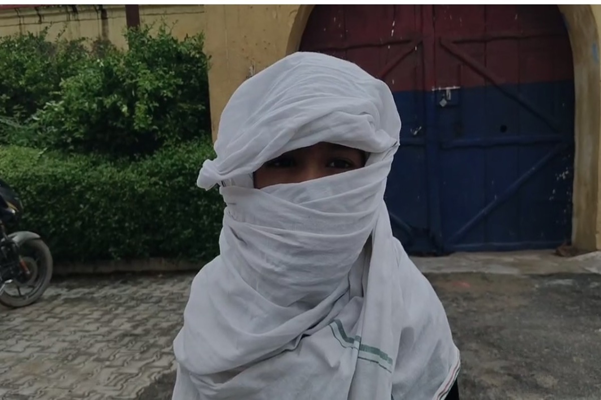 Mainpuri News: युवक ने कक्षा 2 की छात्रा के साथ किया ओरल सेक्स, थाने में शिकायत होते ही आरोपी फरार